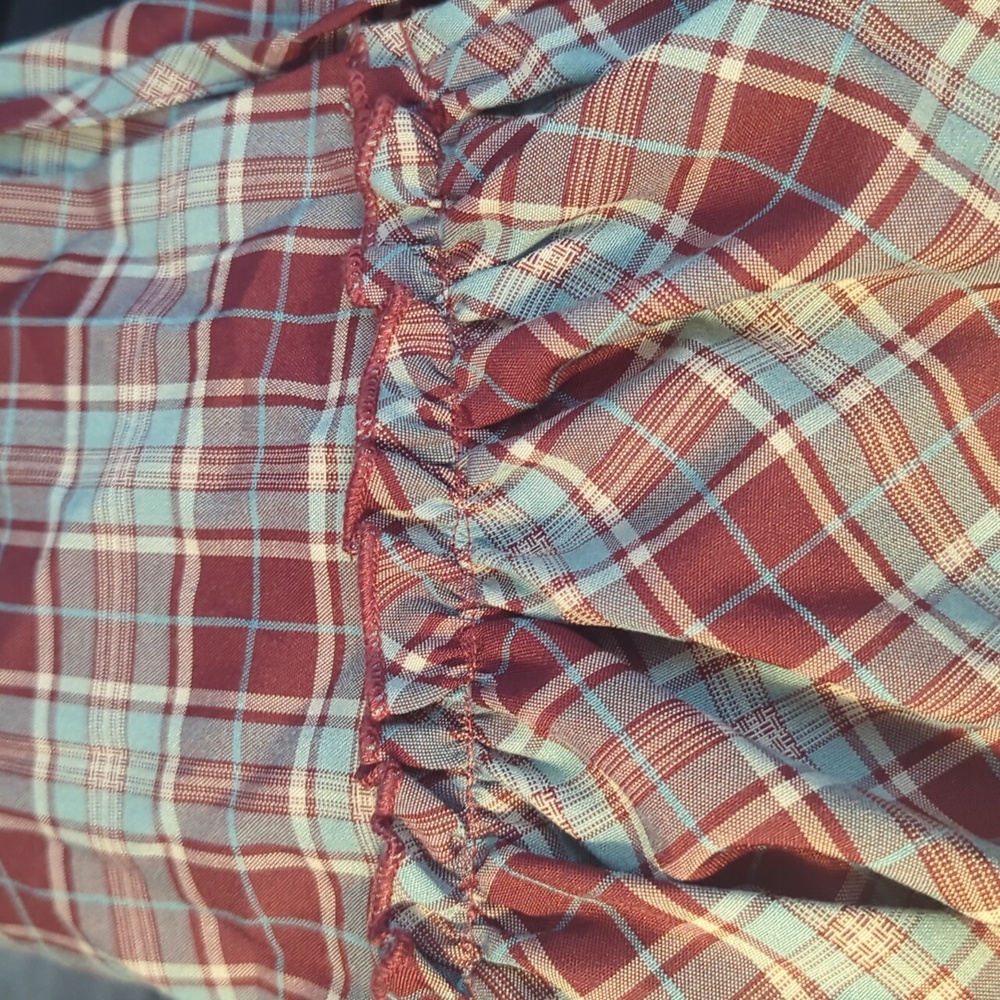 Cider Mid Rise Tartan Lettuce Trim Wrap Skirt Burgundy NWT Size Large - Picture 8 of 8